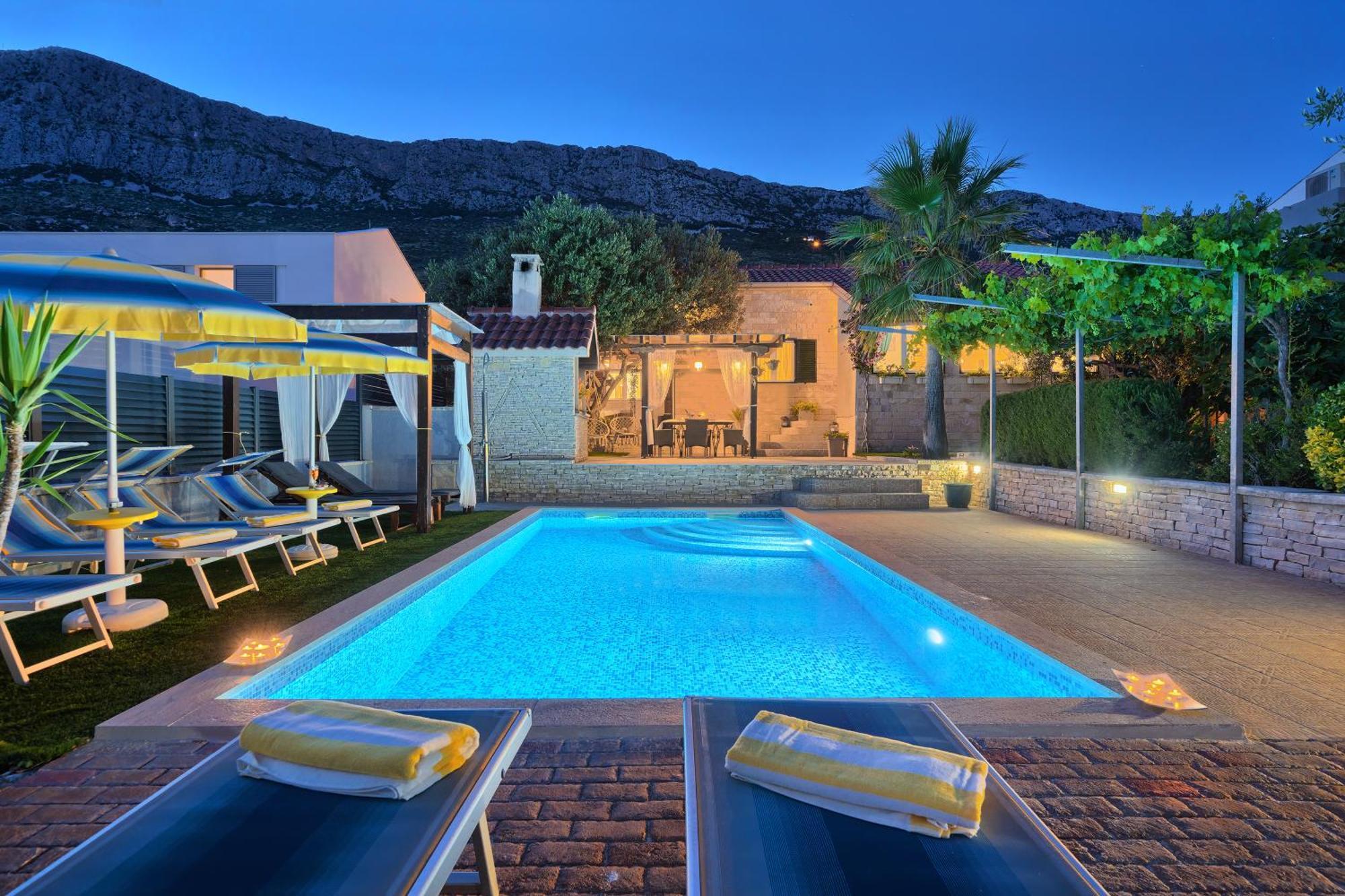 Villa Antea Kastela Exterior photo